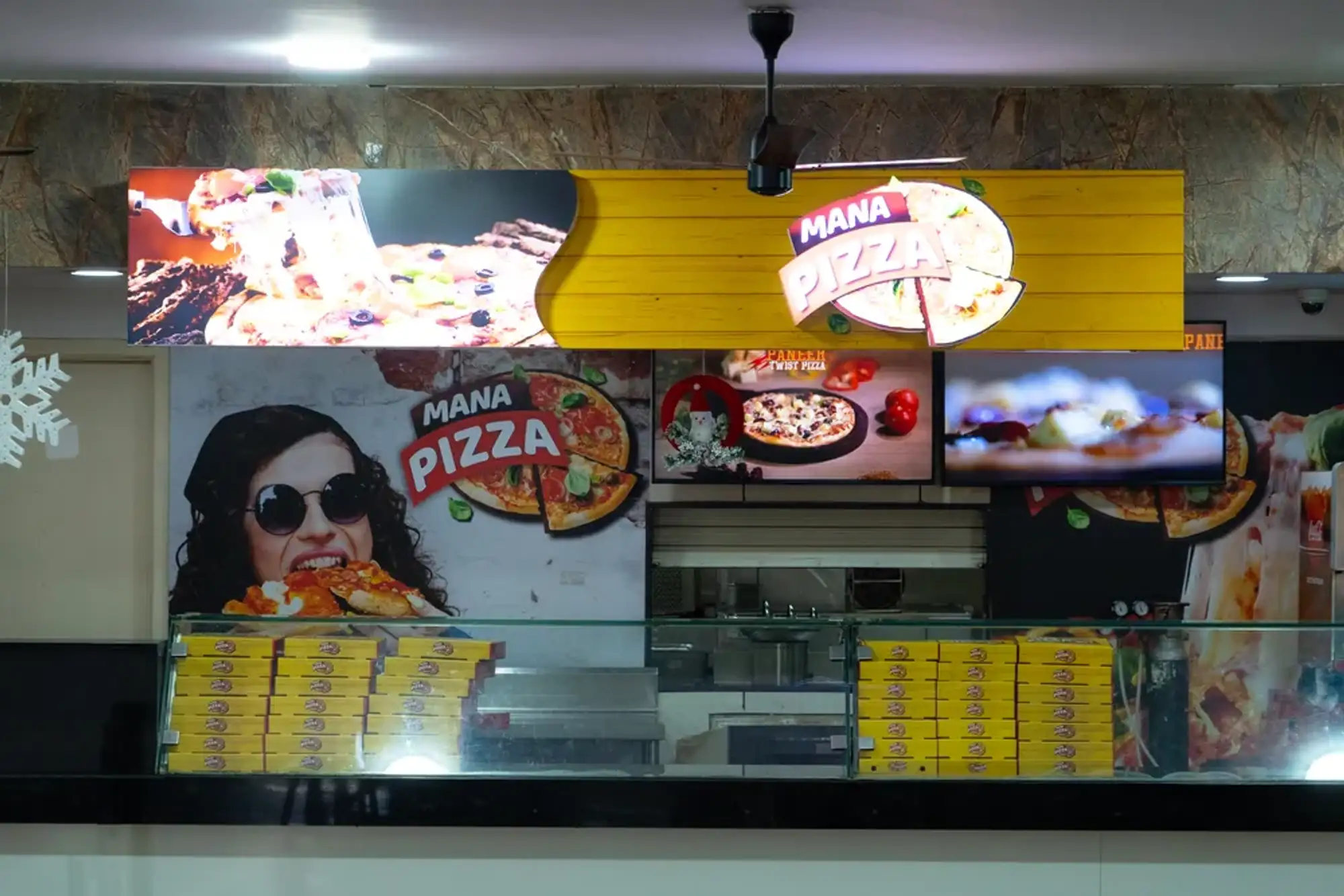 Manna Pizza image 2