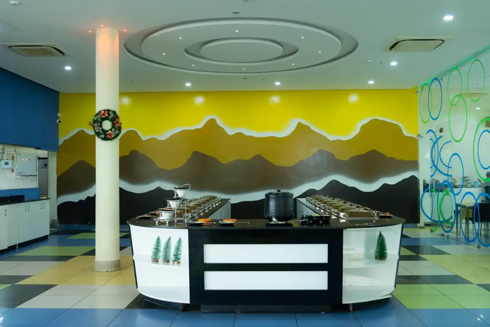 Galaxy AC Restaurant image 4