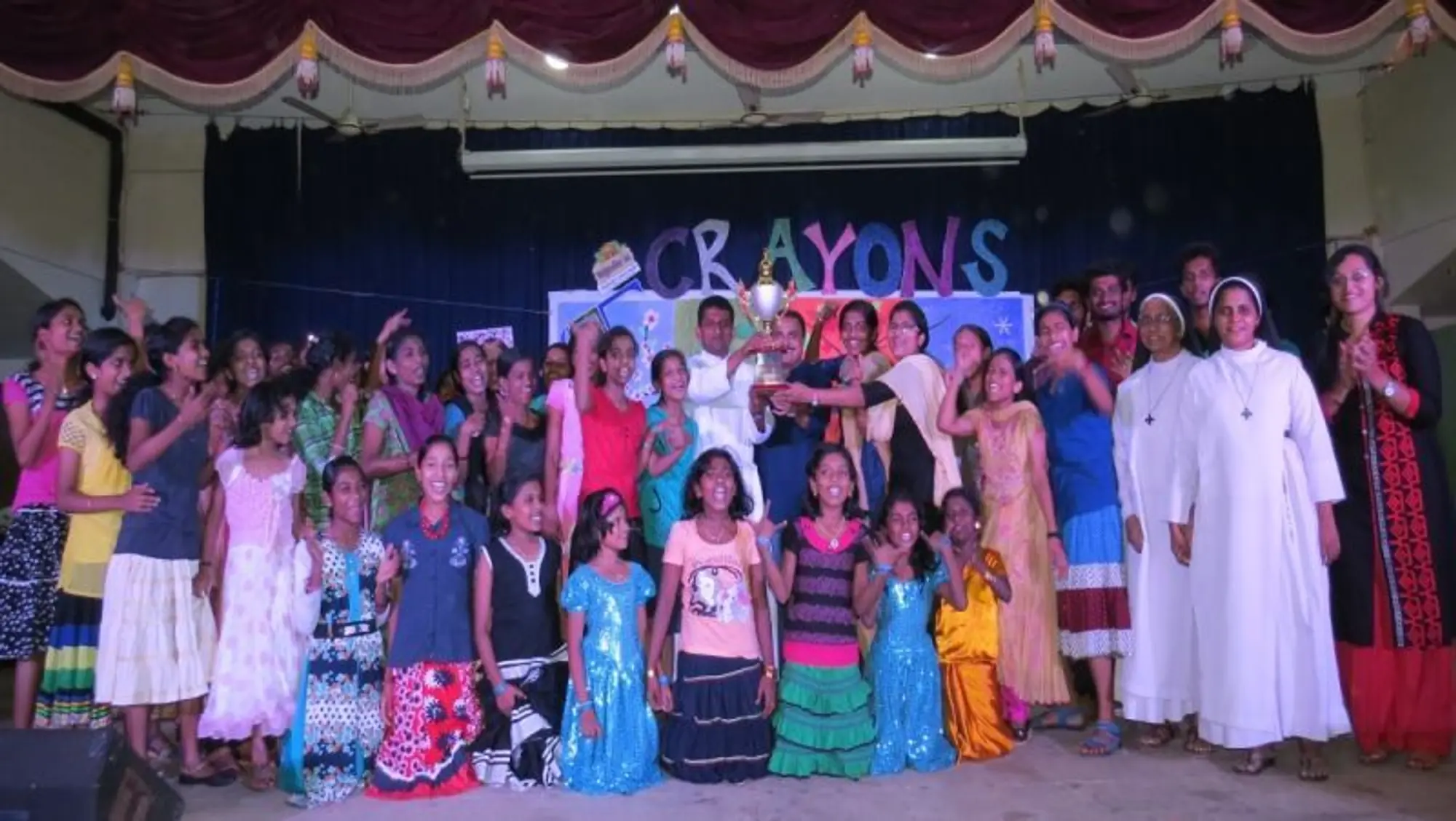 Wonderla Crayons image 1